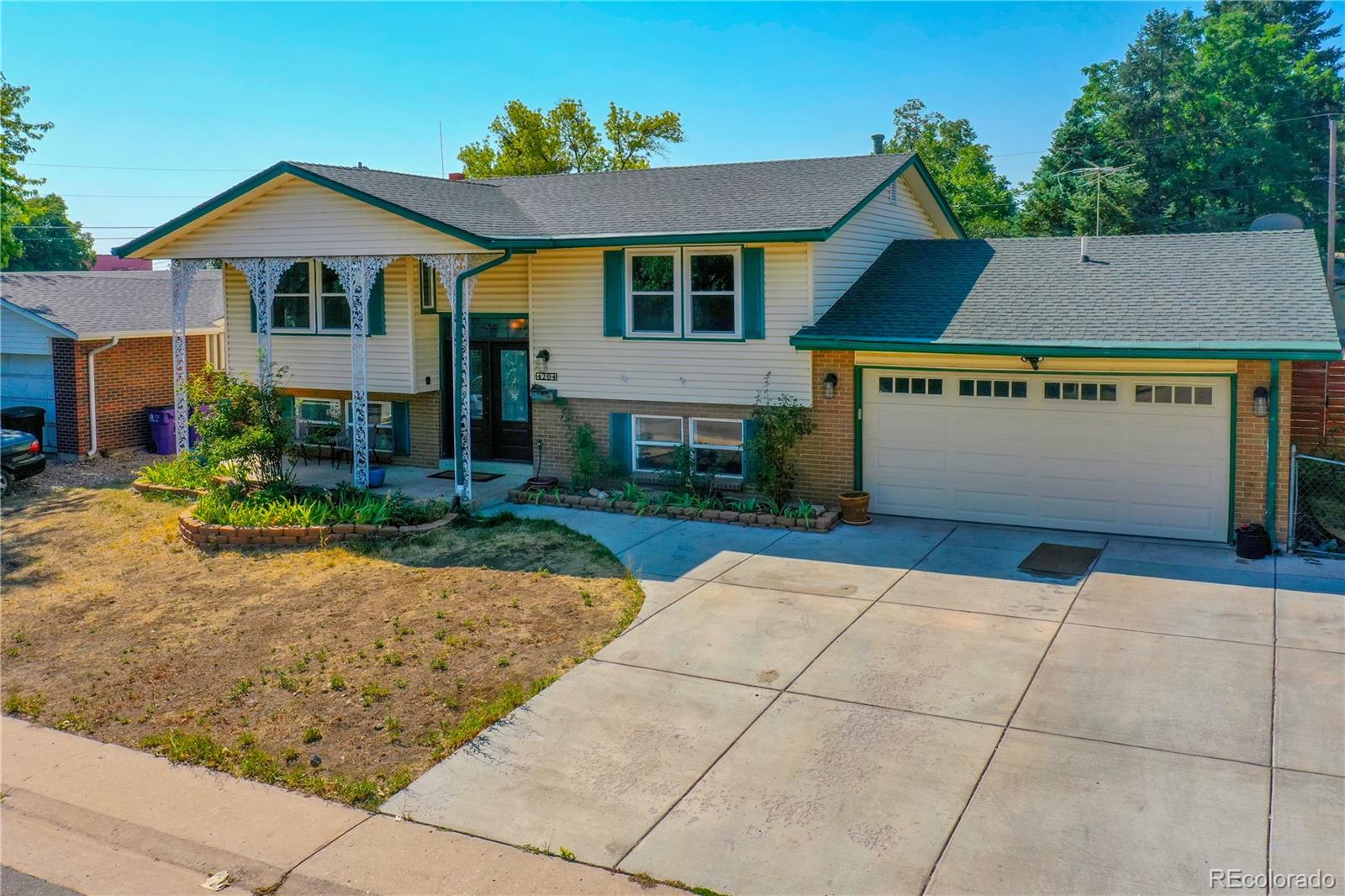 4204 W Roanoke Pl, Denver, CO 80236