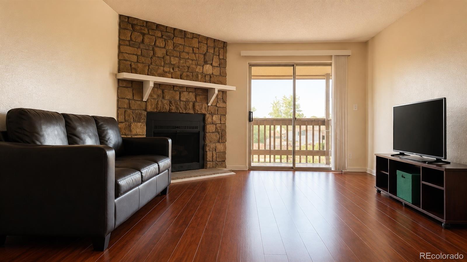 1895 S Pitkin St #B, Aurora, CO 80017