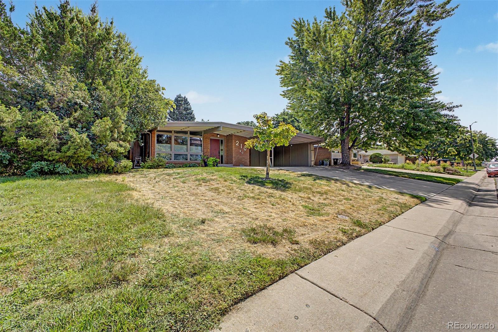 210 S Kearney St, Denver, CO 80224