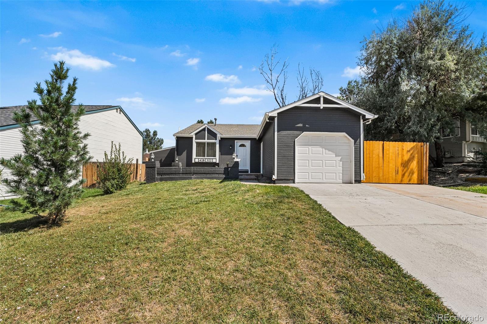 4832 S Genoa St, Centennial, CO 80015
