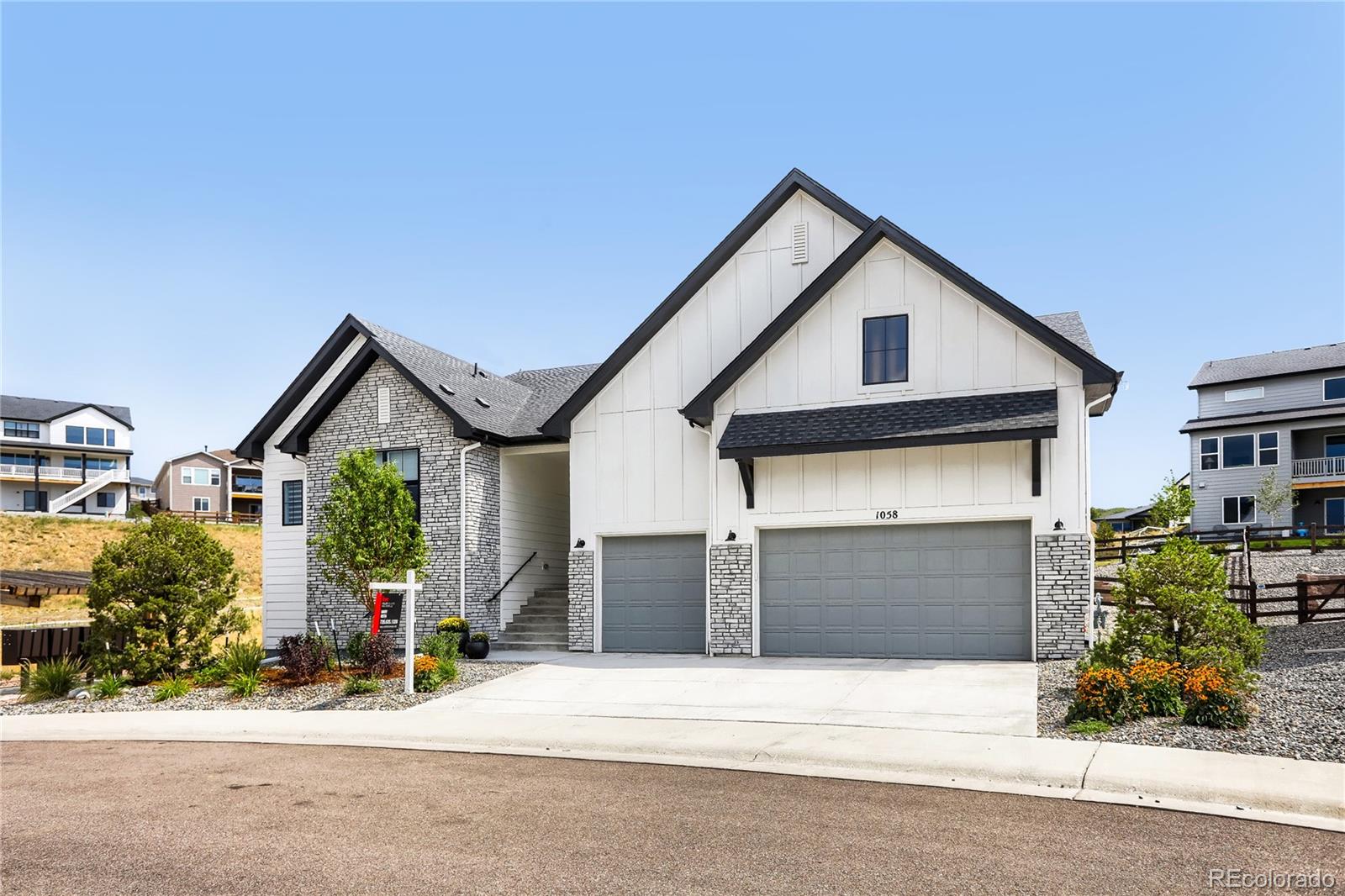 1058 Earmark Ln, Castle Rock, CO 80104