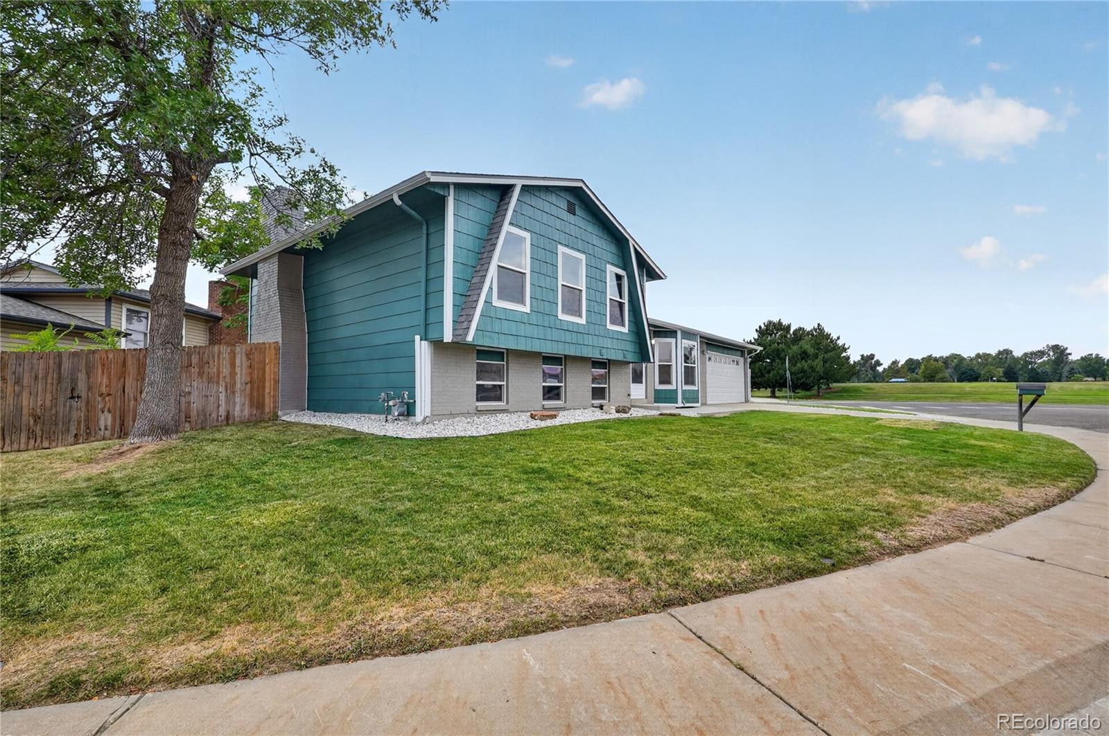 8494 W 74th Pl, Arvada, CO 80005