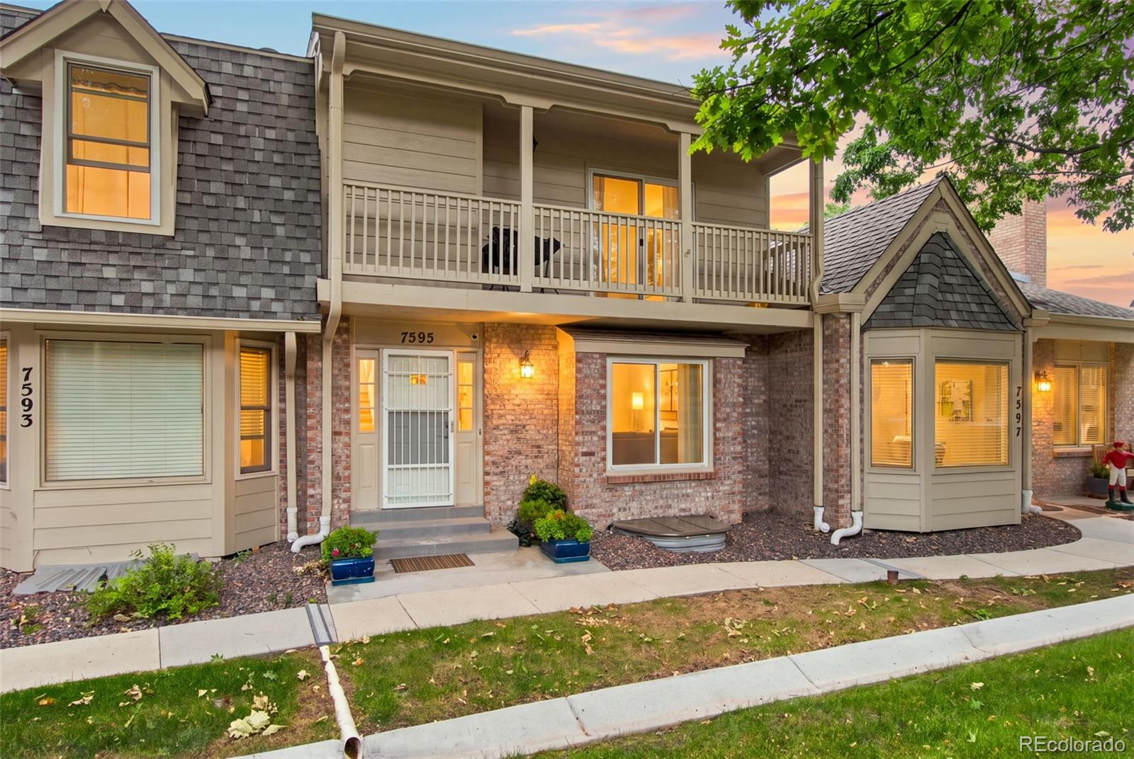 7595 S Cove Cir, Centennial, CO 80122