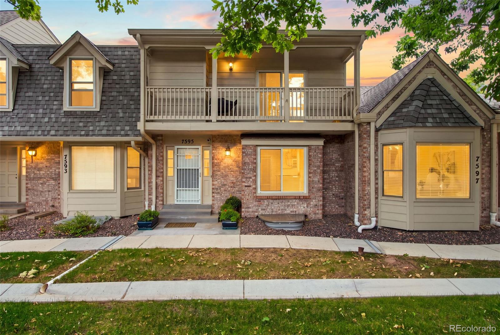 7595 S Cove Cir, Centennial, CO 80122
