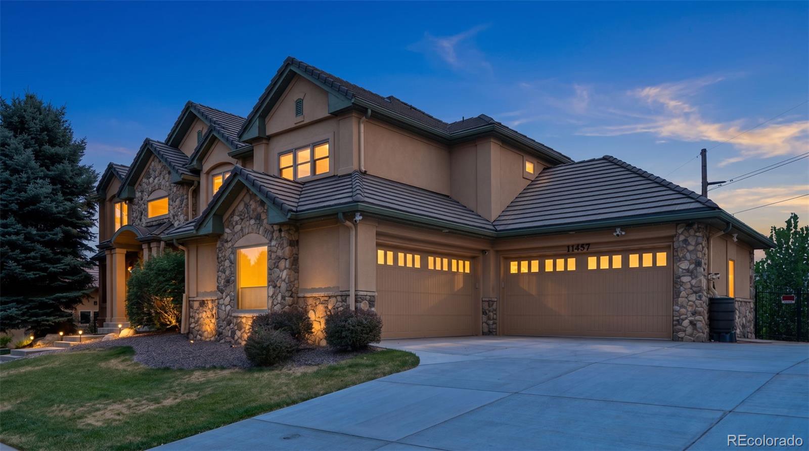 11457 W Asbury Ct, Denver, CO 80227