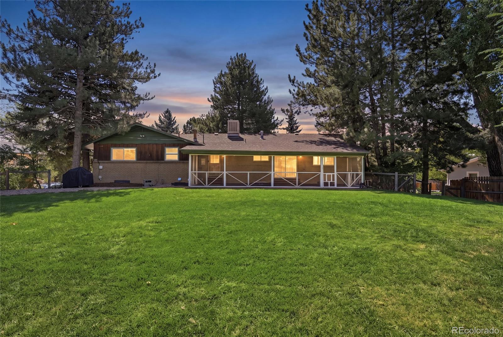 9705 W 73rd Pl, Arvada, CO 80005