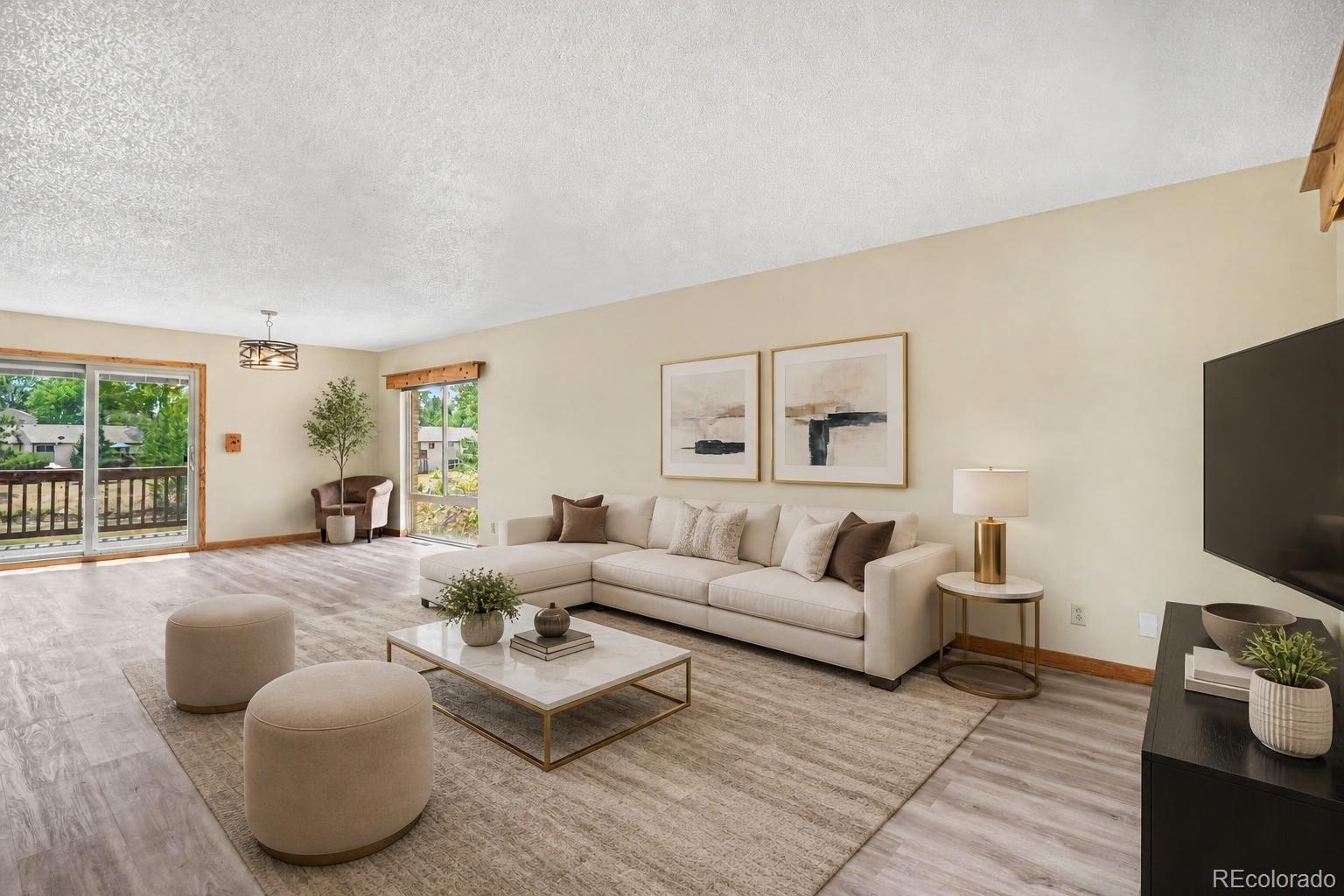 4292 W Pondview Dr, Littleton, CO 80123