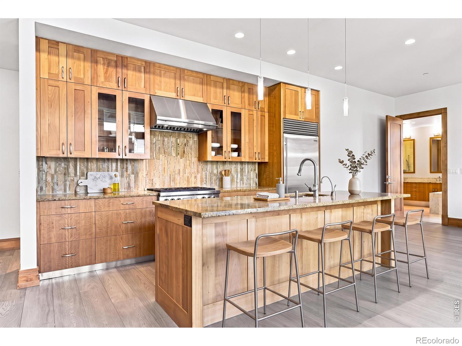 1077 Canyon Blvd #211, Boulder, CO 80302
