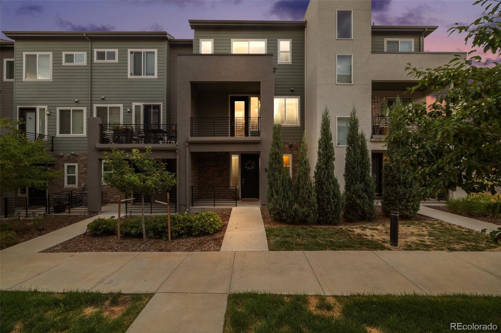 612 E Hinsdale Ave, Littleton, CO 80122