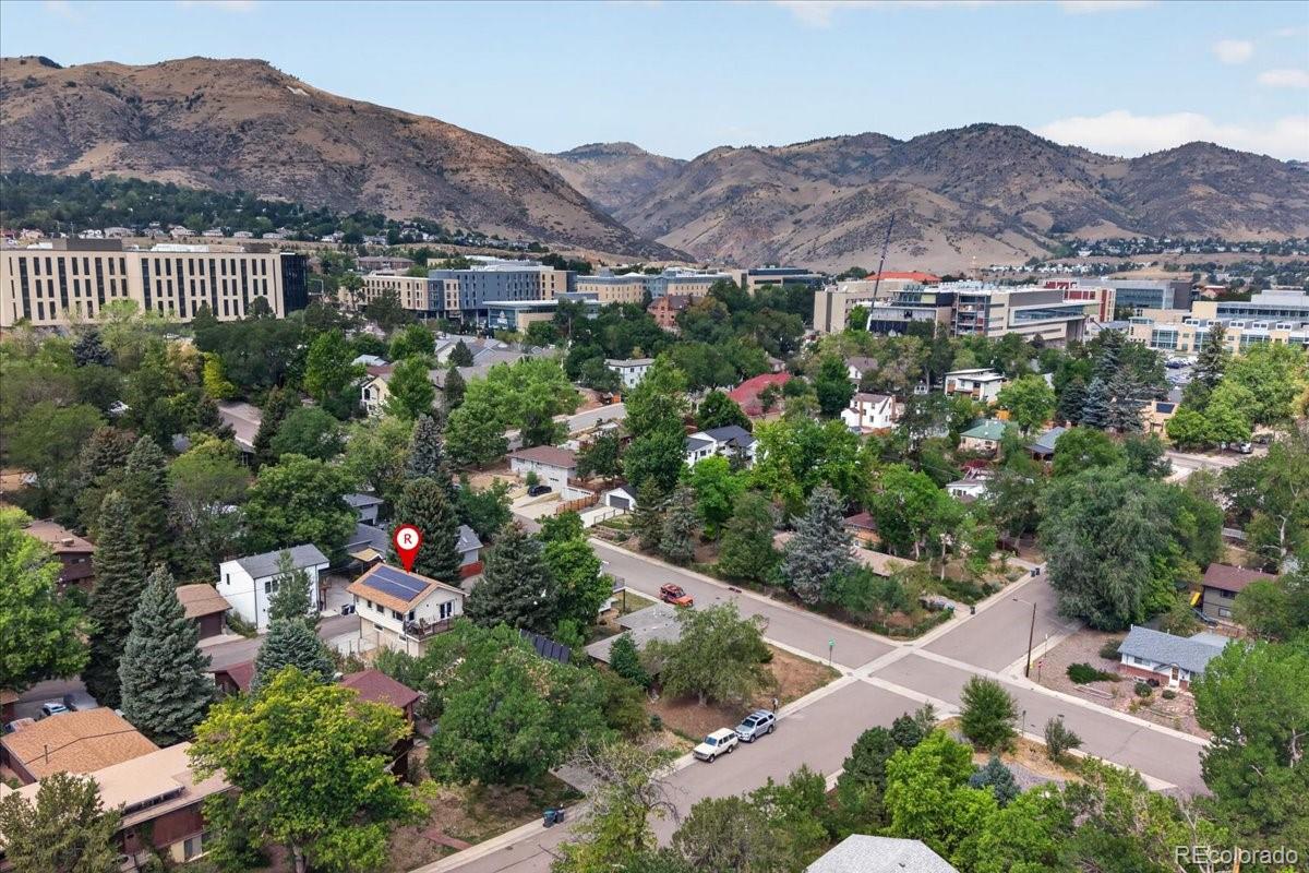 2006 Arapahoe St, Golden, CO 80401