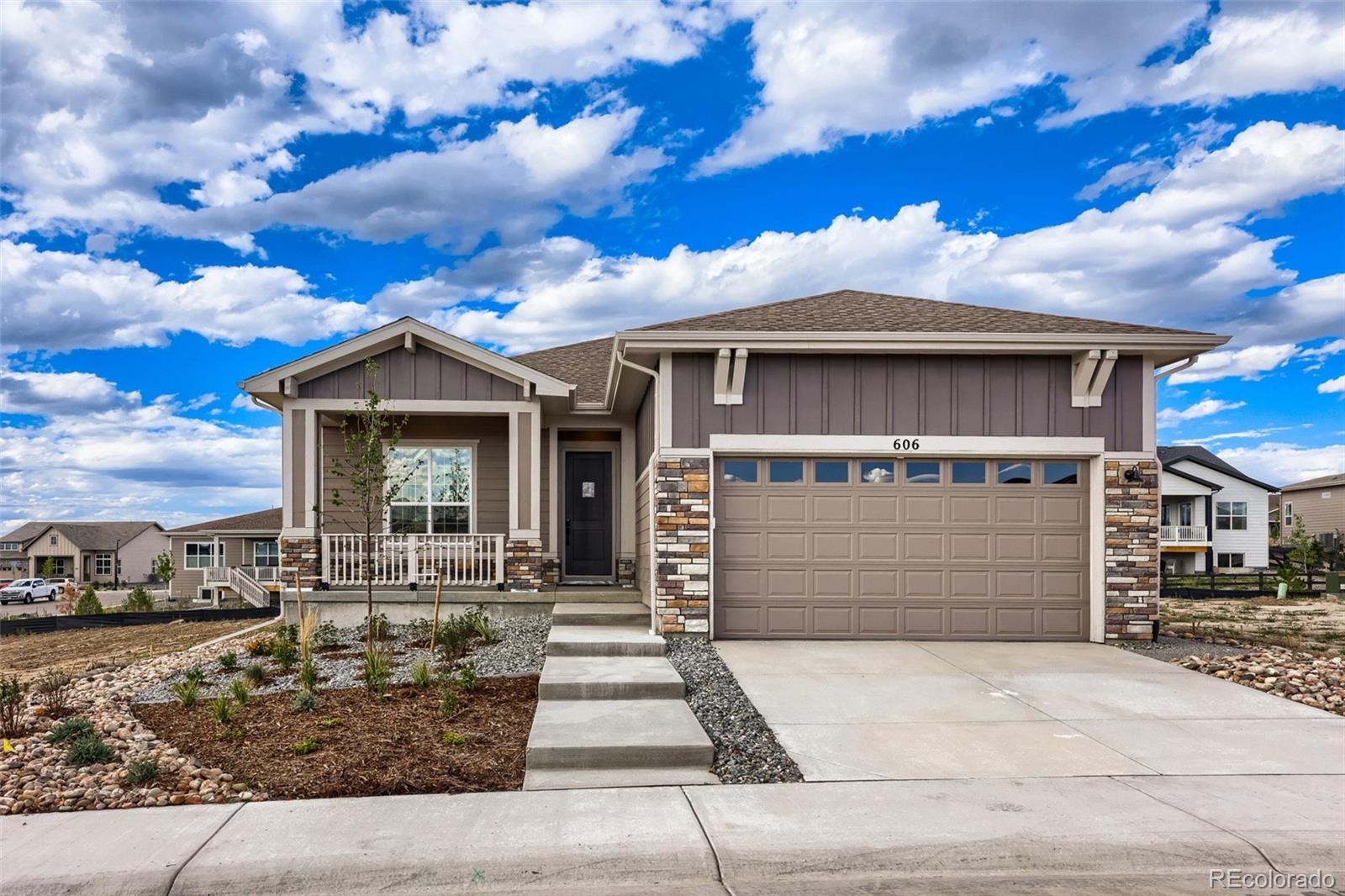 606 Stickseed Dr, Castle Rock, CO 80104