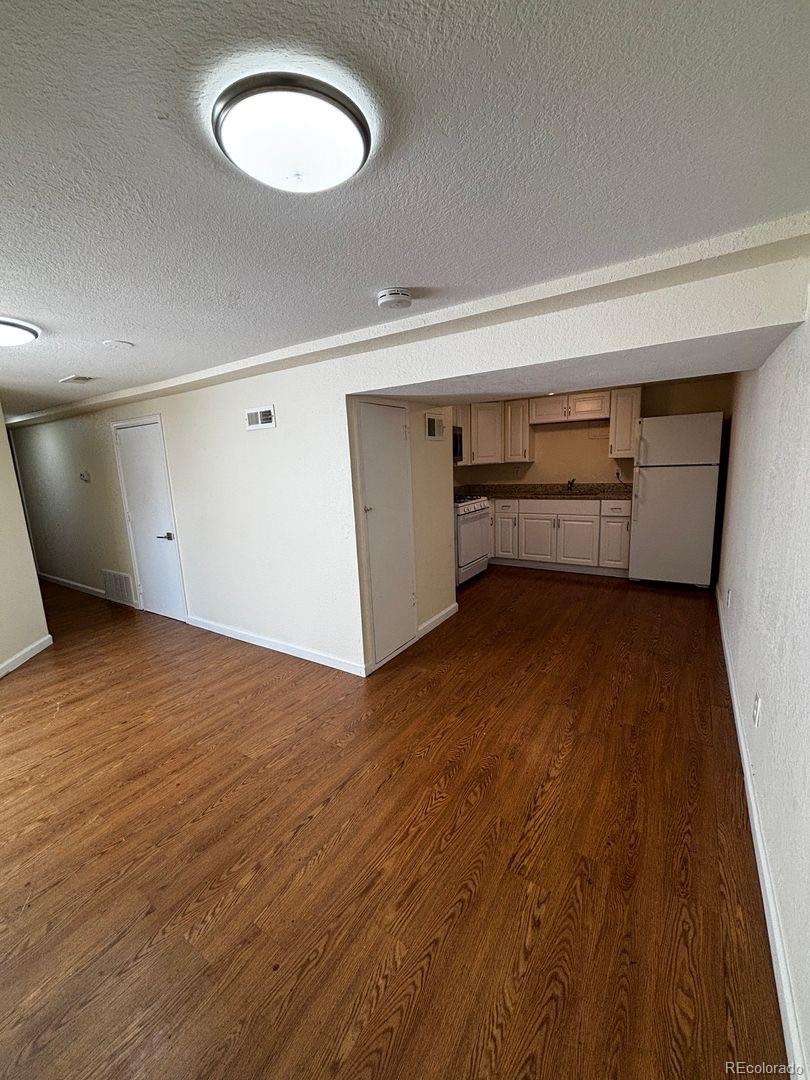 1165 Akron, Aurora, CO 80010