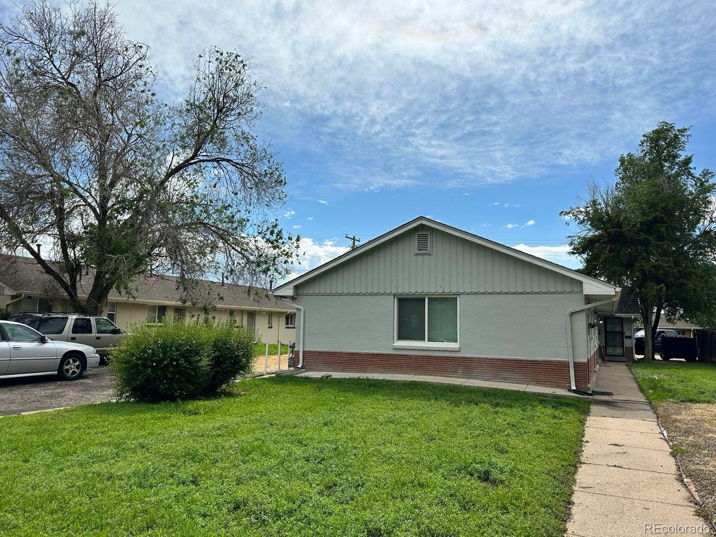 1165 Akron, Aurora, CO 80010
