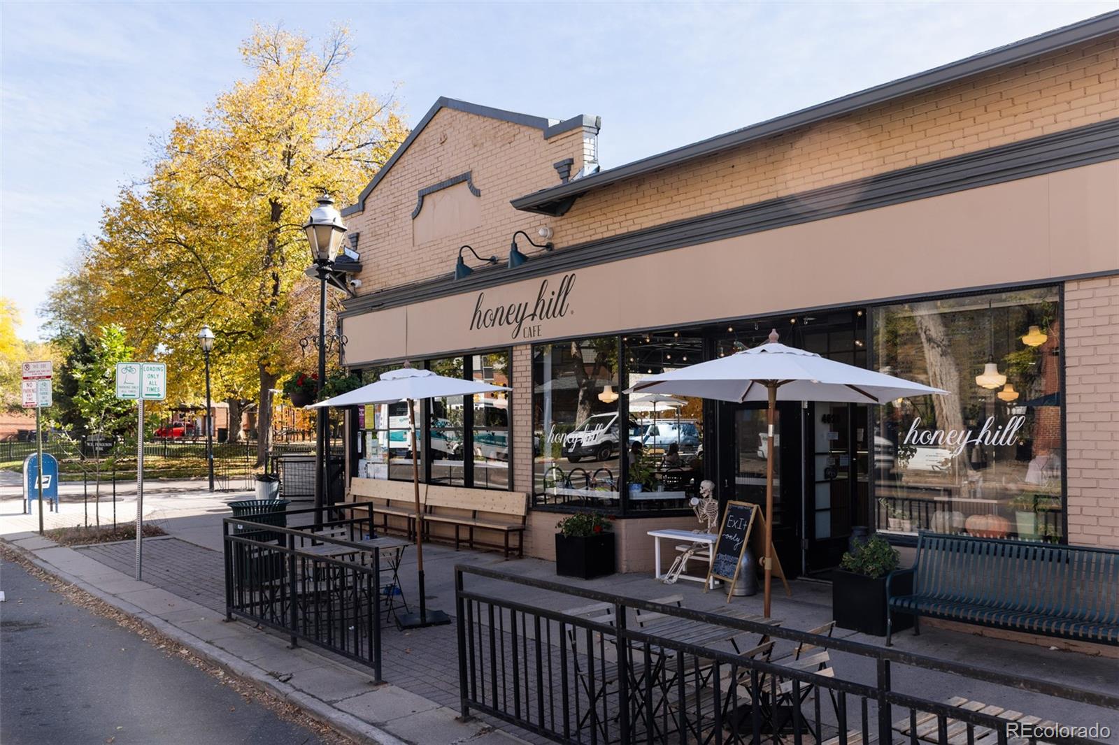 4545 Batavia Pl, Denver, CO 80220