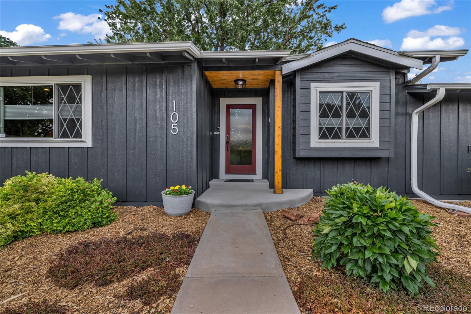 105 S Brentwood St, Denver, CO 80226