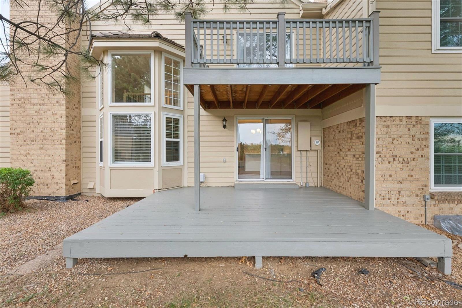 6043 E Briarwood Dr, Englewood, CO 80112