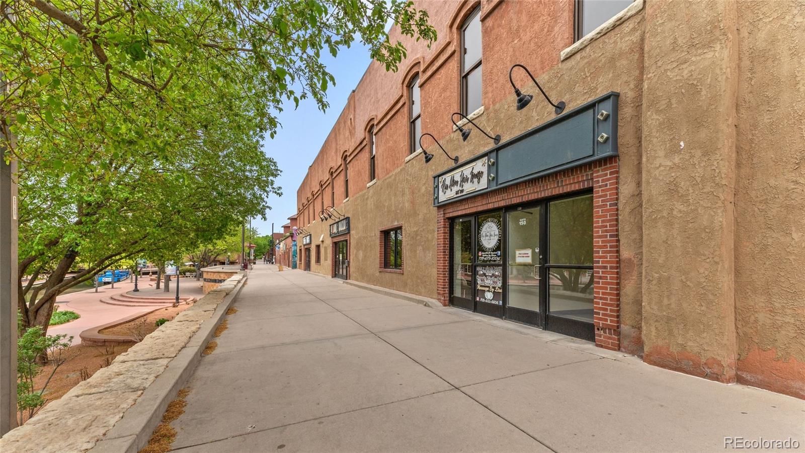 102 S Victoria Ave, Pueblo, CO 81003