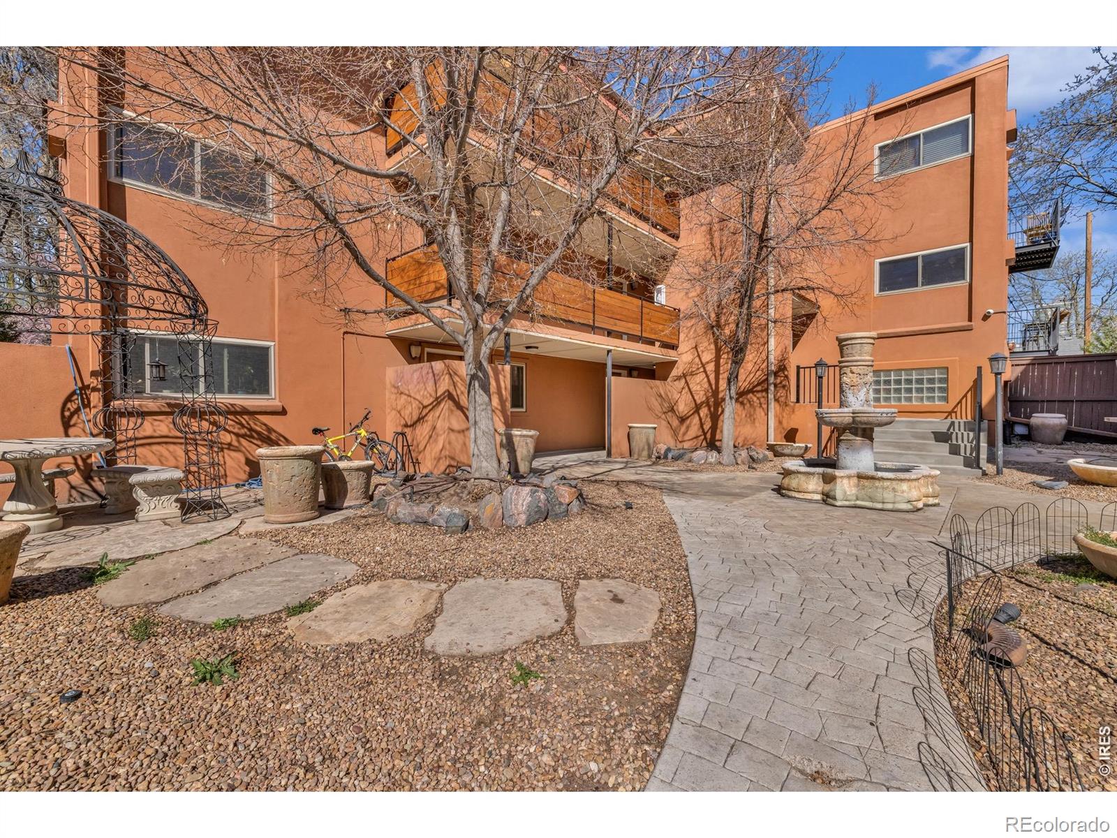 20 S Logan St #102, Denver, CO 80209
