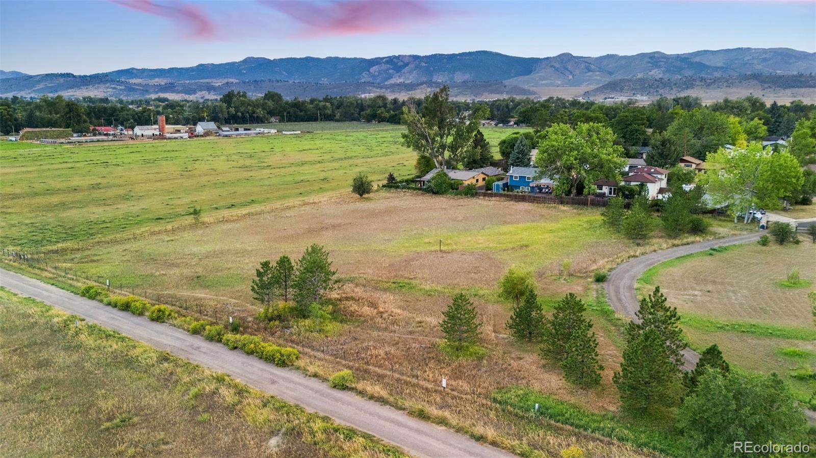 910 Willshire Dr, Fort Collins, CO 80521
