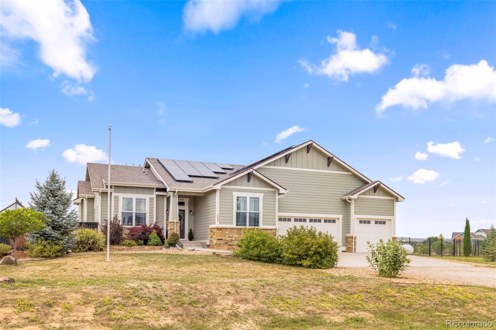 2657 Peregrine Creek Dr, Milliken, CO 80543