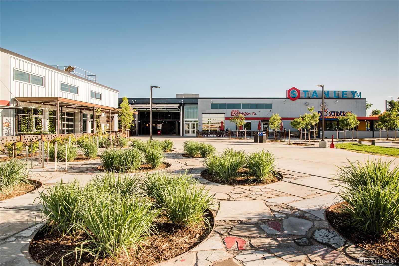 2807 Geneva St, Denver, CO 80238