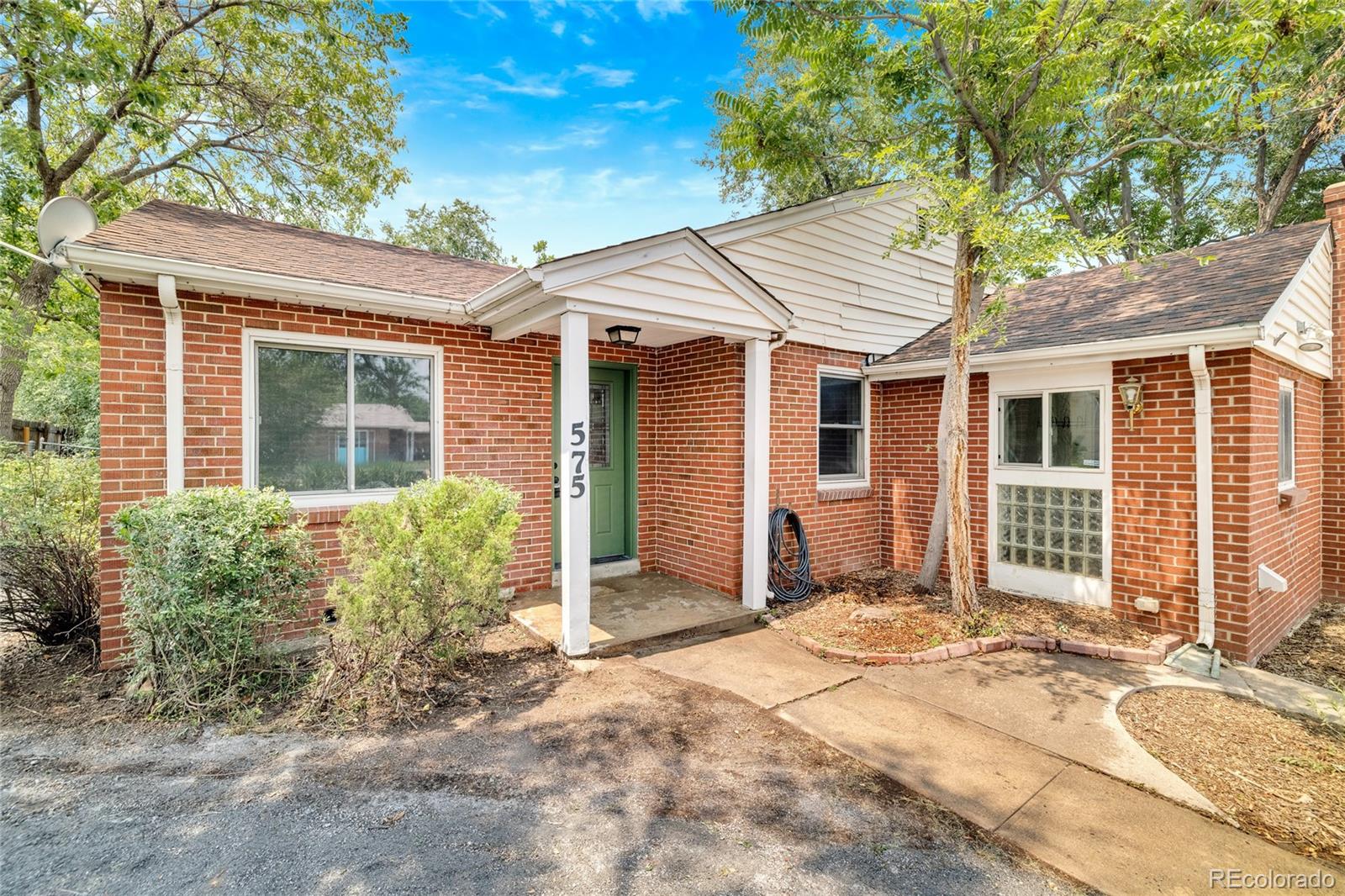 575 S Clay St, Denver, CO 80219