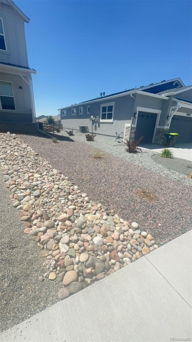 6440 Rolling Creek Dr, Colorado Springs, CO 80924