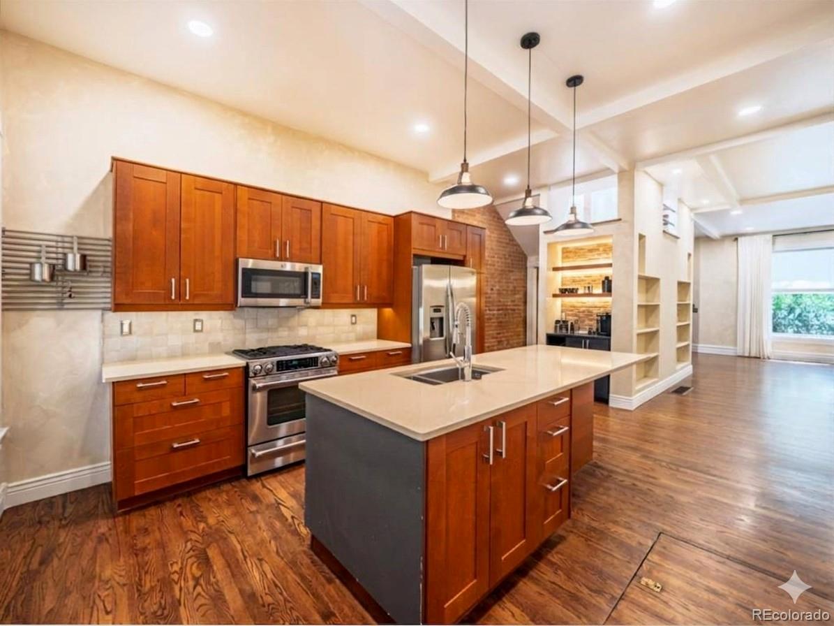 2753 Champa St, Denver, CO 80205