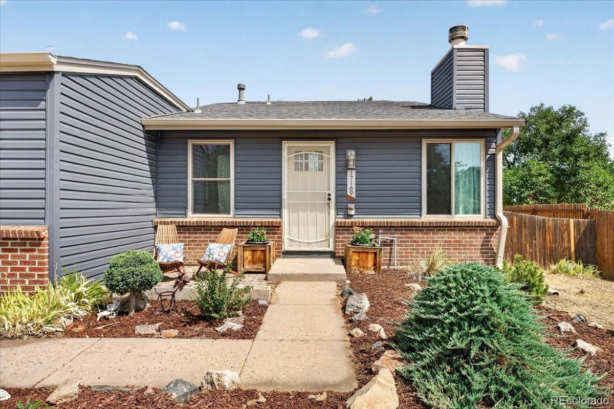 17169 E Jarvis Pl, Aurora, CO 80013