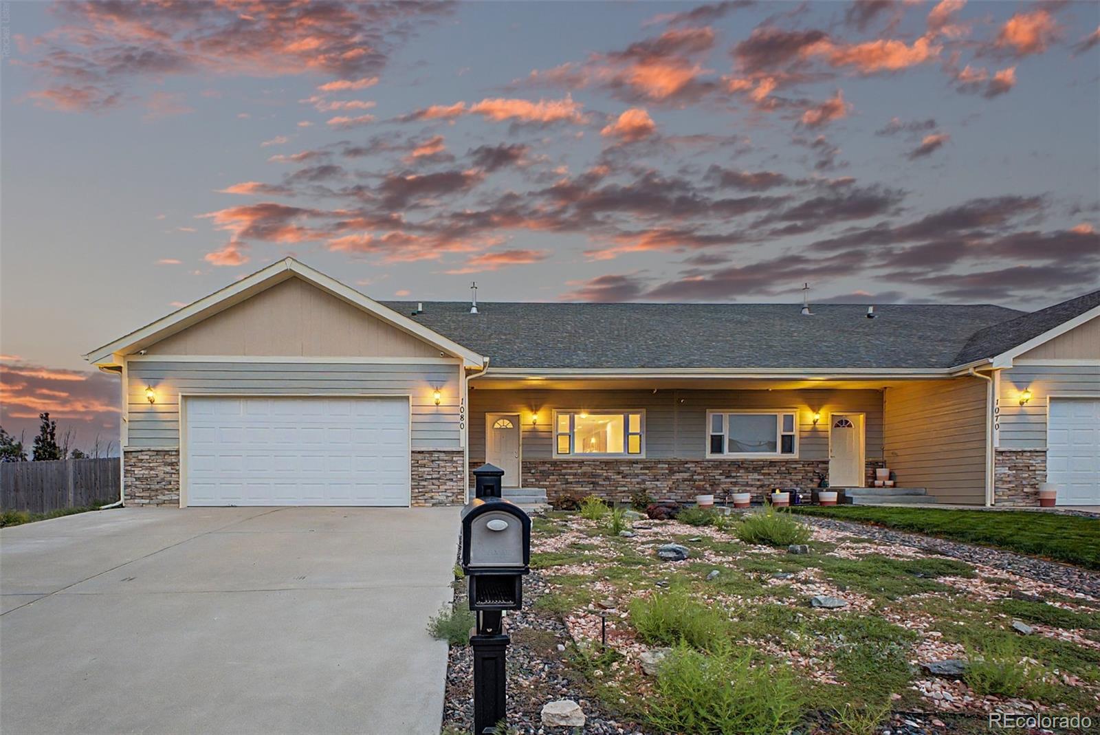 1080 Viewridge Rd, Bennett, CO 80102