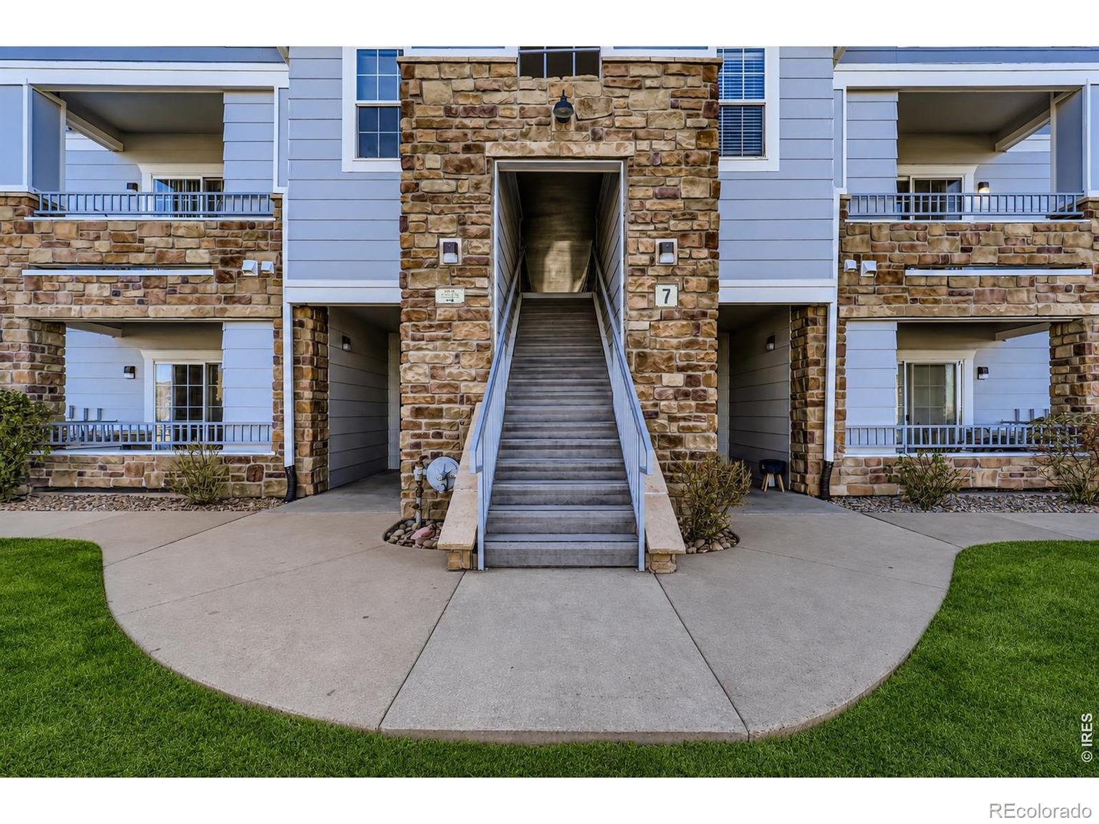 5255 Memphis St #717, Denver, CO 80239