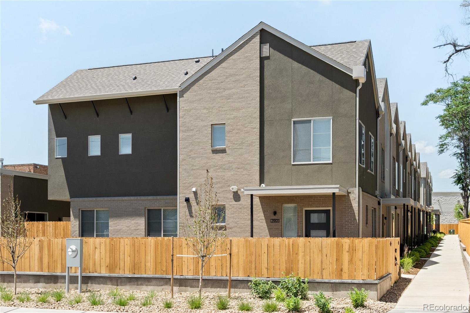 3901 Upham St, Wheat Ridge, CO 80033