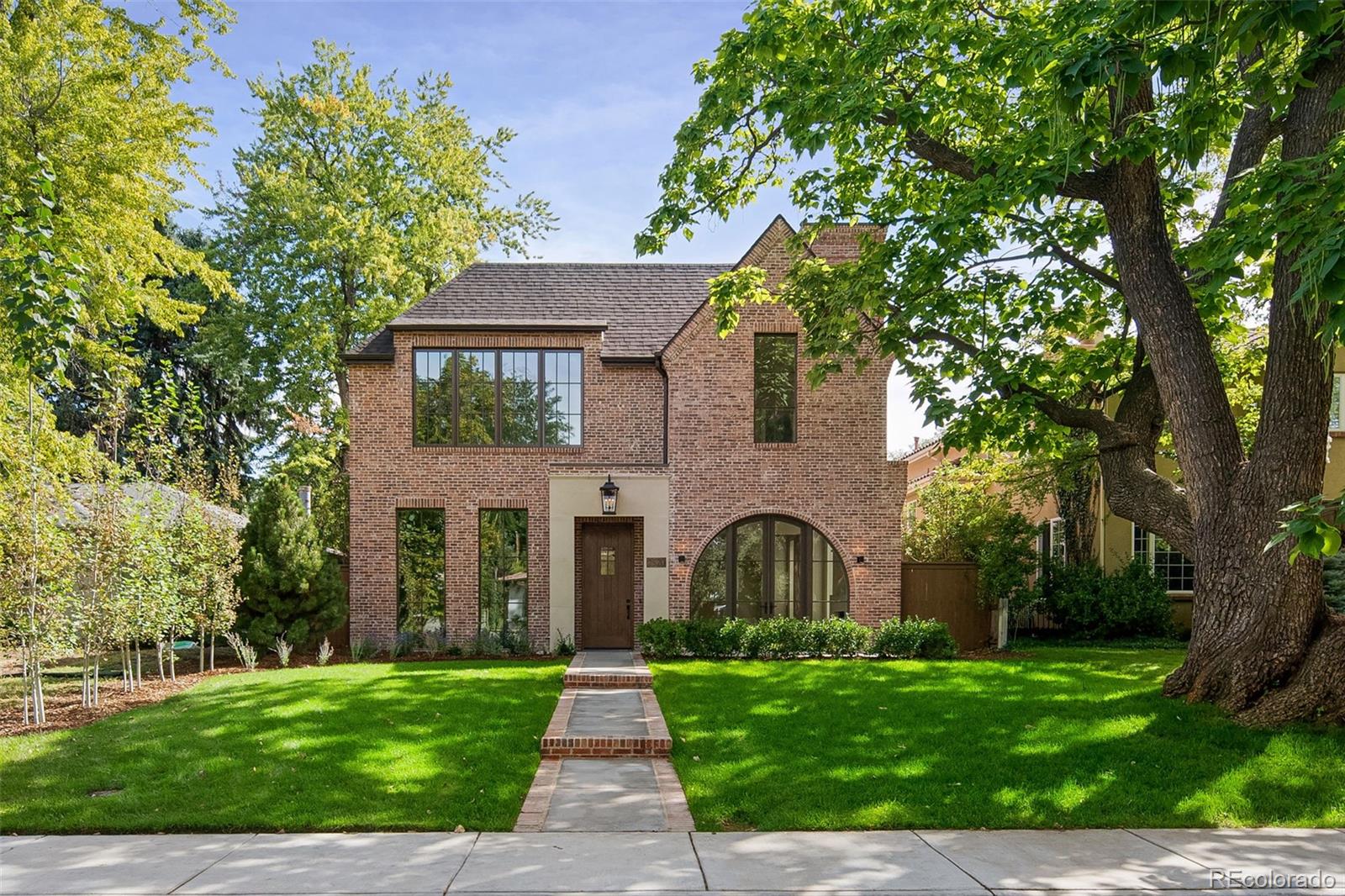 2520 S Fillmore St, Denver, CO 80210
