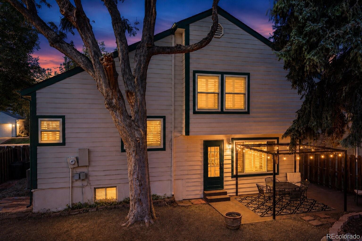 8276 Jellison Ct, Arvada, CO 80005