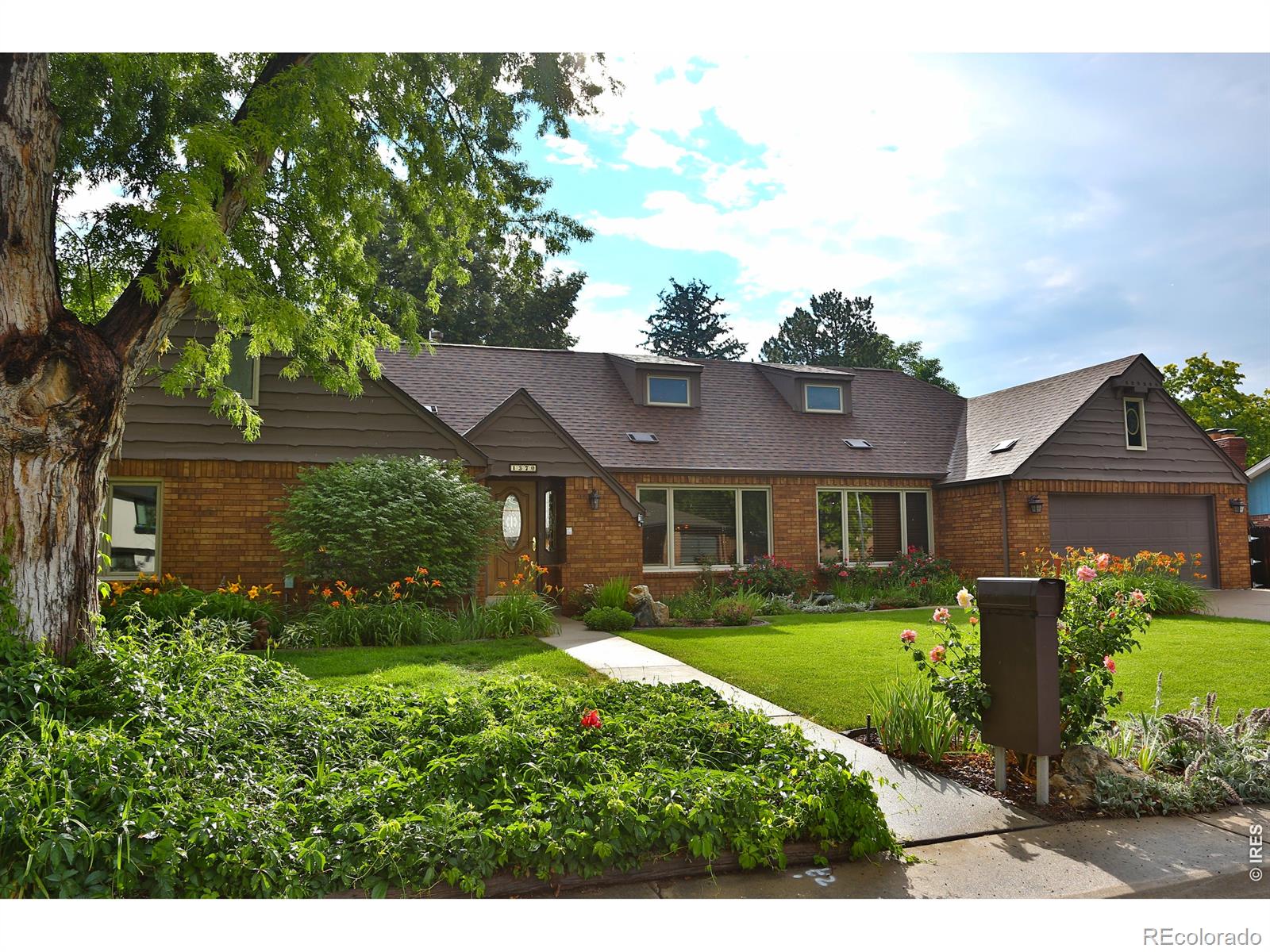 1370 Bellaire St, Broomfield, CO 80020