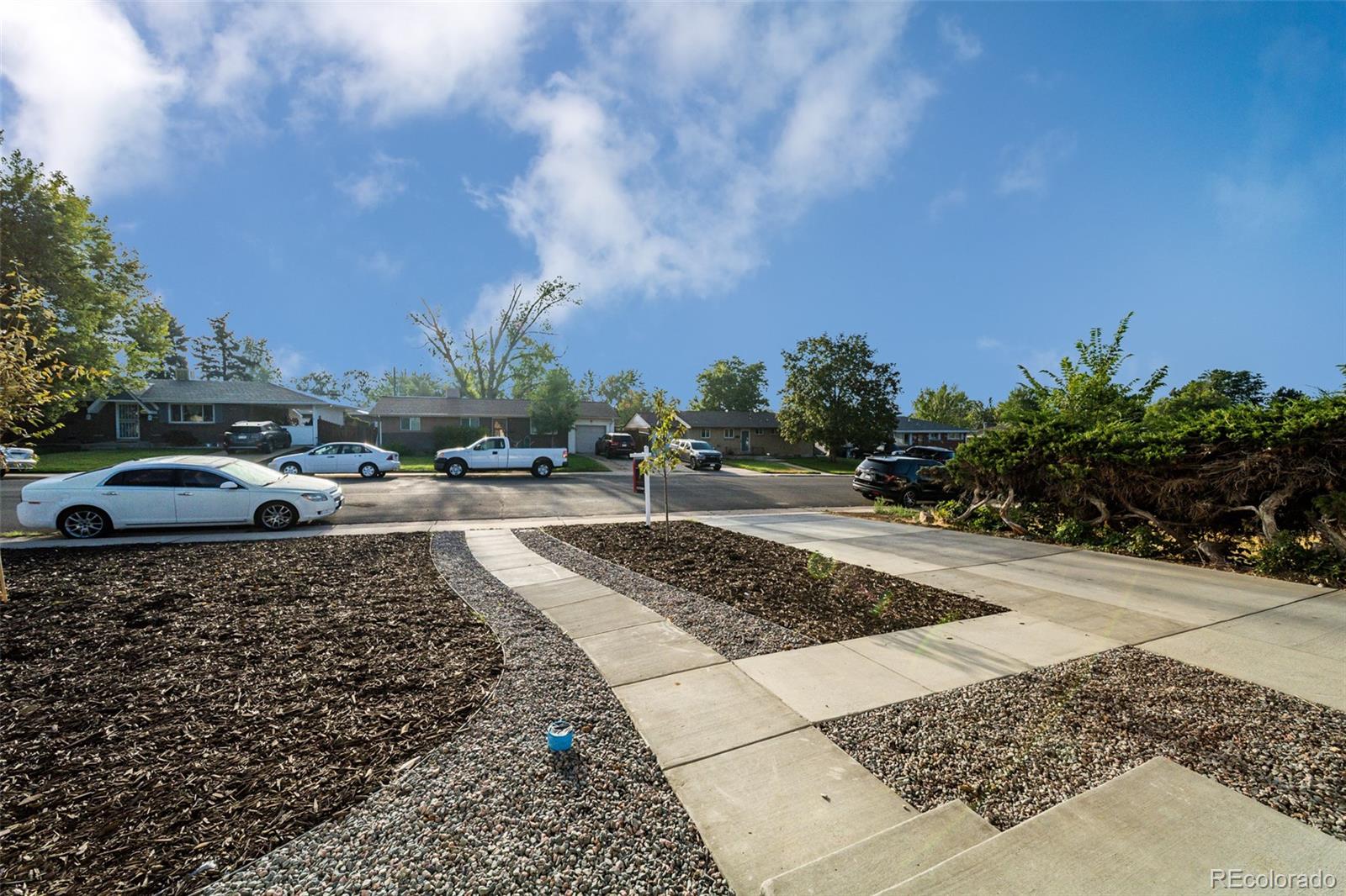 8711 Oakwood St, Westminster, CO 80031