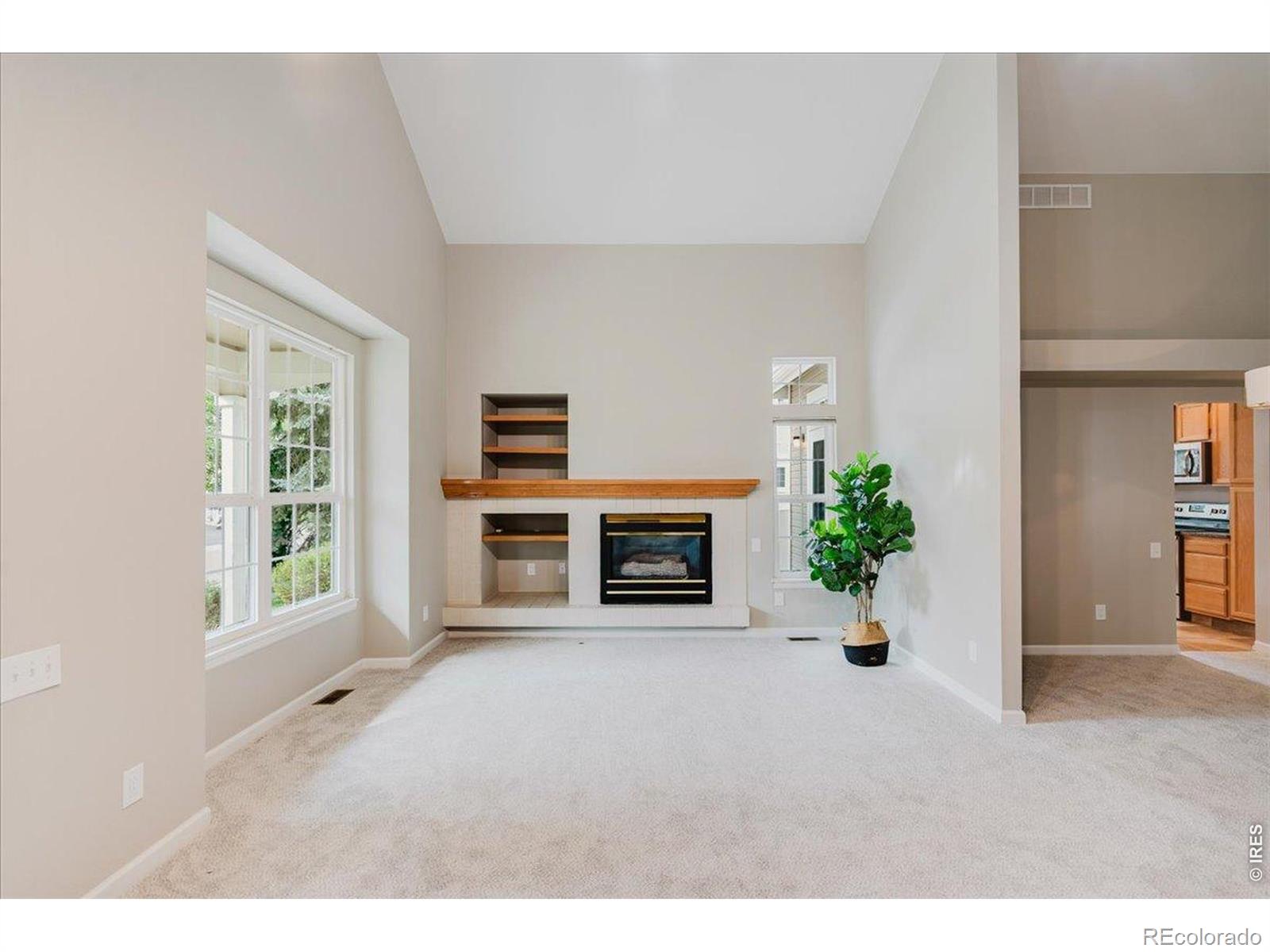 2909 W Long Cir #E, Littleton, CO 80120