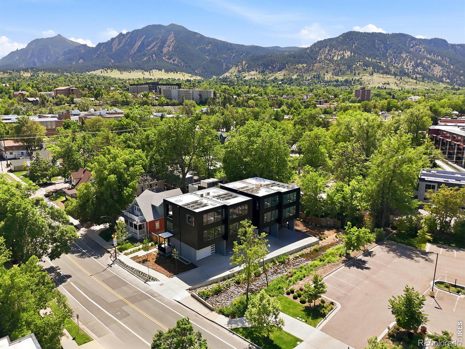 1633 17th St #B, Boulder, CO 80302
