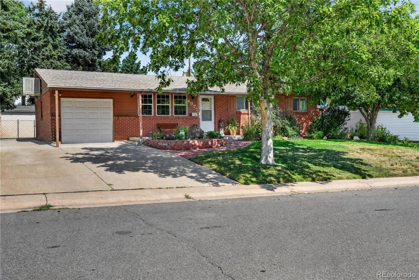 4977 S Perry St, Littleton, CO 80123