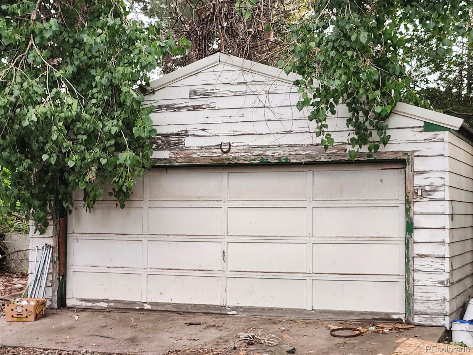 1051 Hover St, Longmont, CO 80501