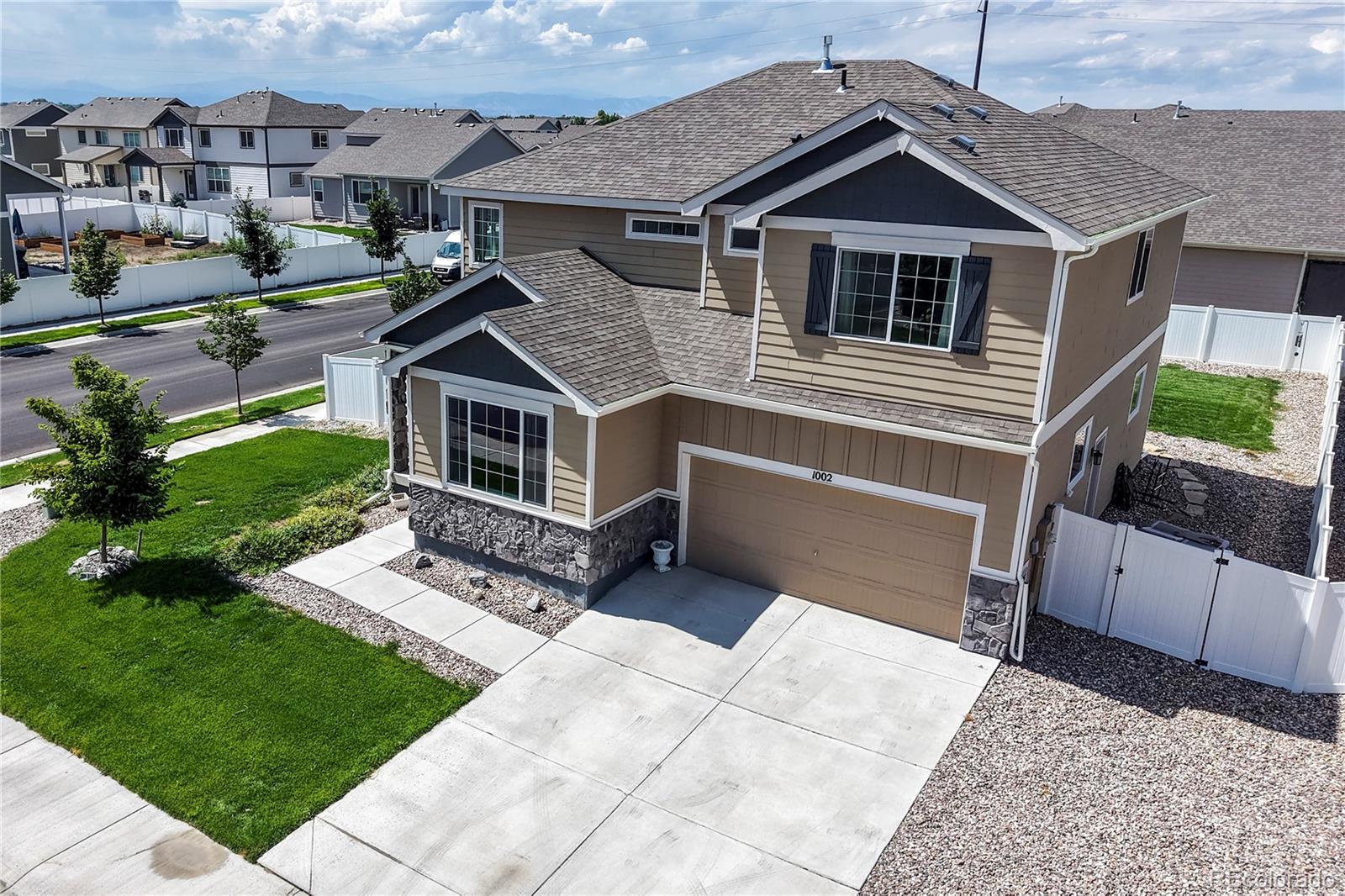 1002 Maplebrook Dr, Windsor, CO 80550