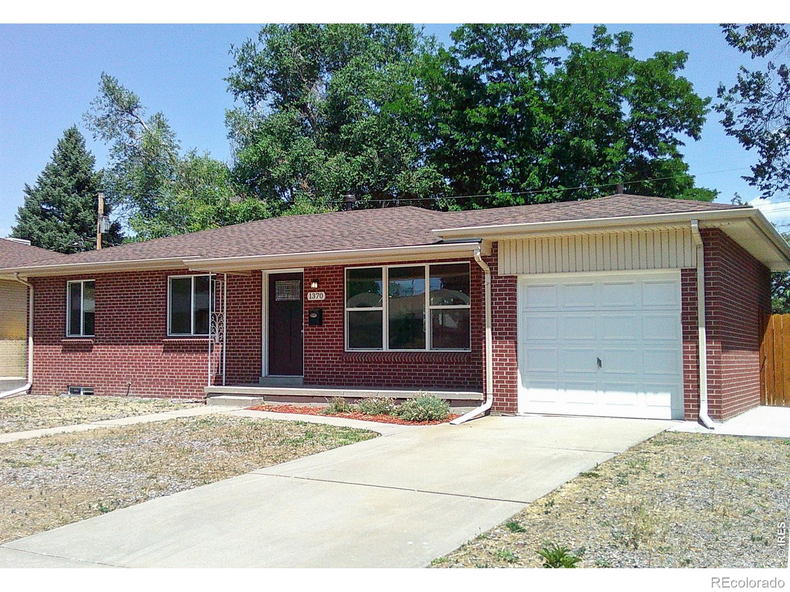 1370 S Eaton Ct, Lakewood, CO 80232