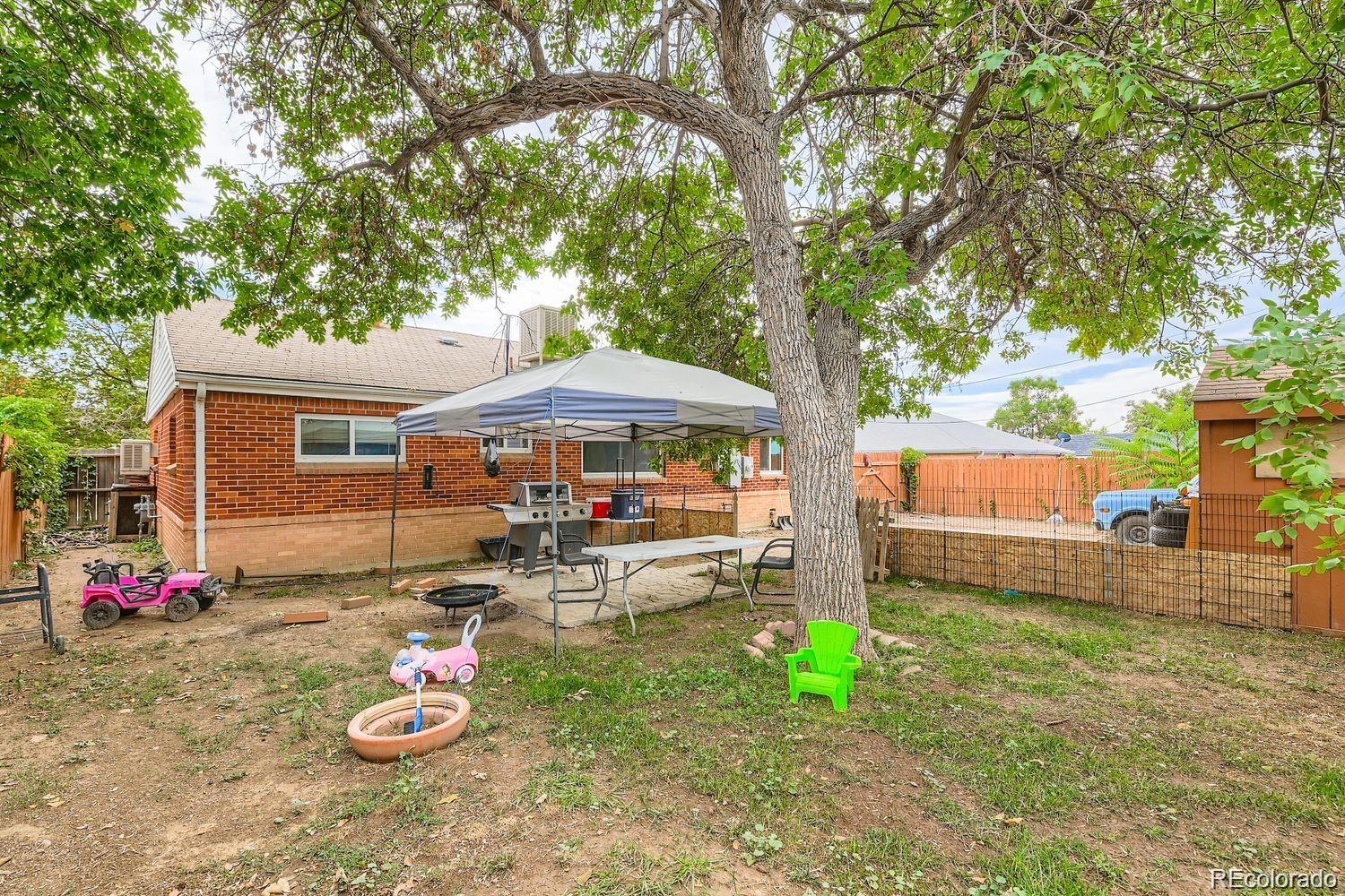 9211 Harris St, Thornton, CO 80229