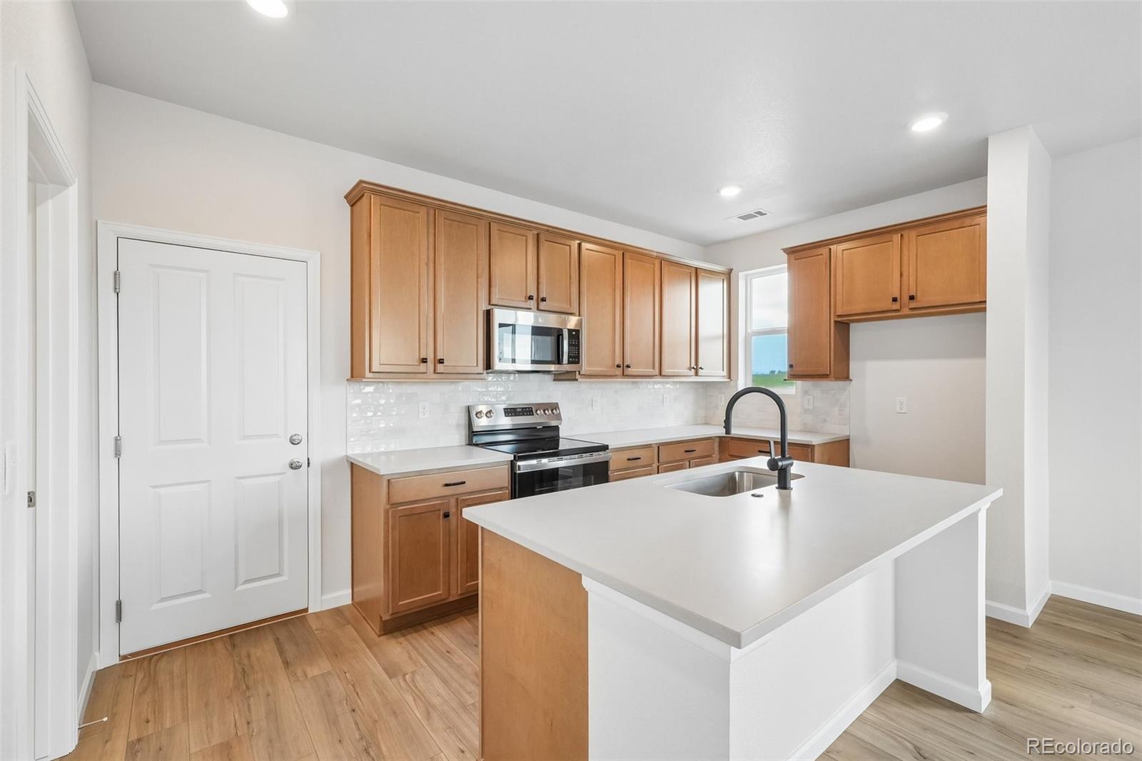 1470 Coral Pl, Longmont, CO 80504