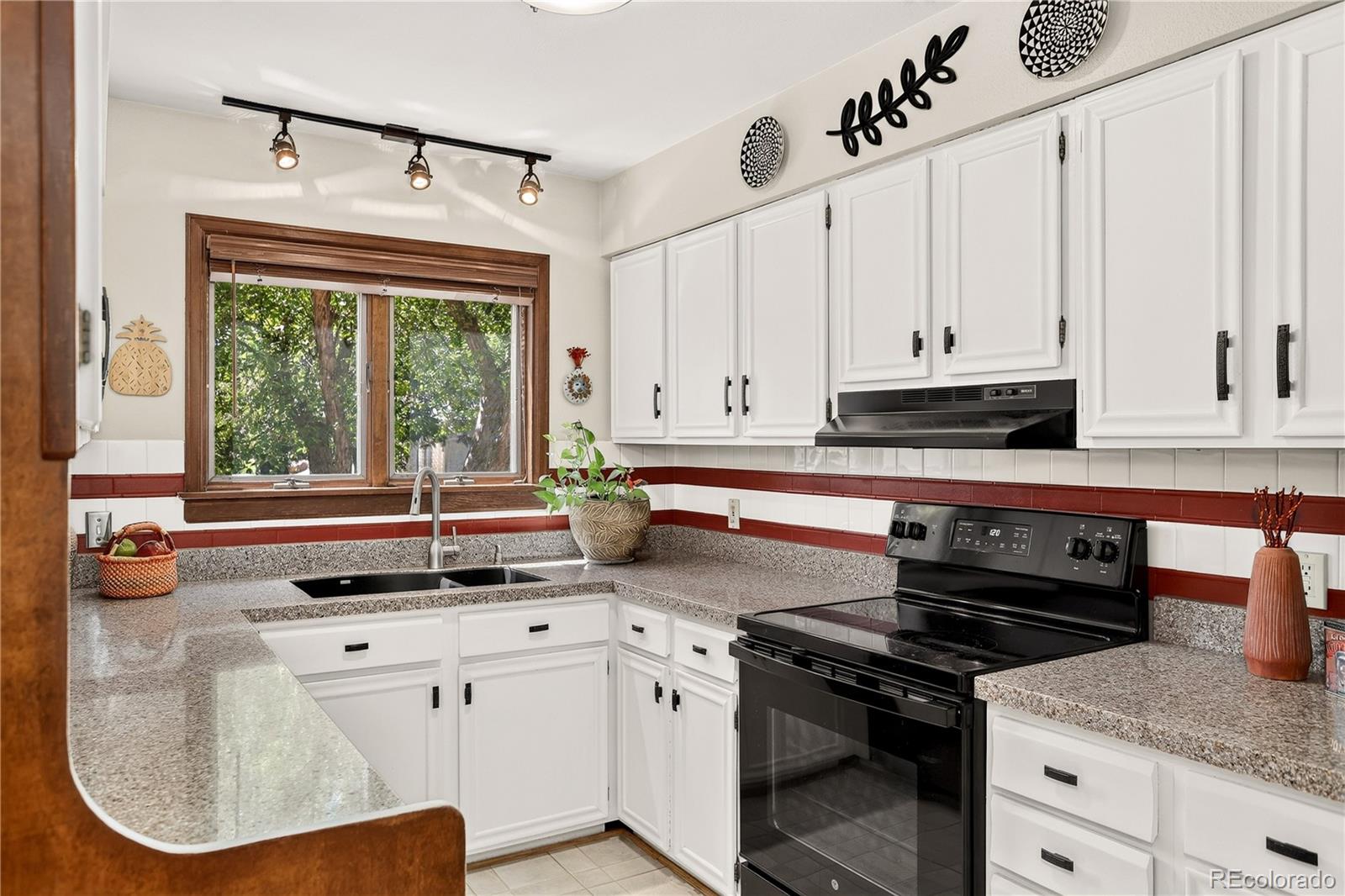 7328 W 2nd Cir, Lakewood, CO 80226