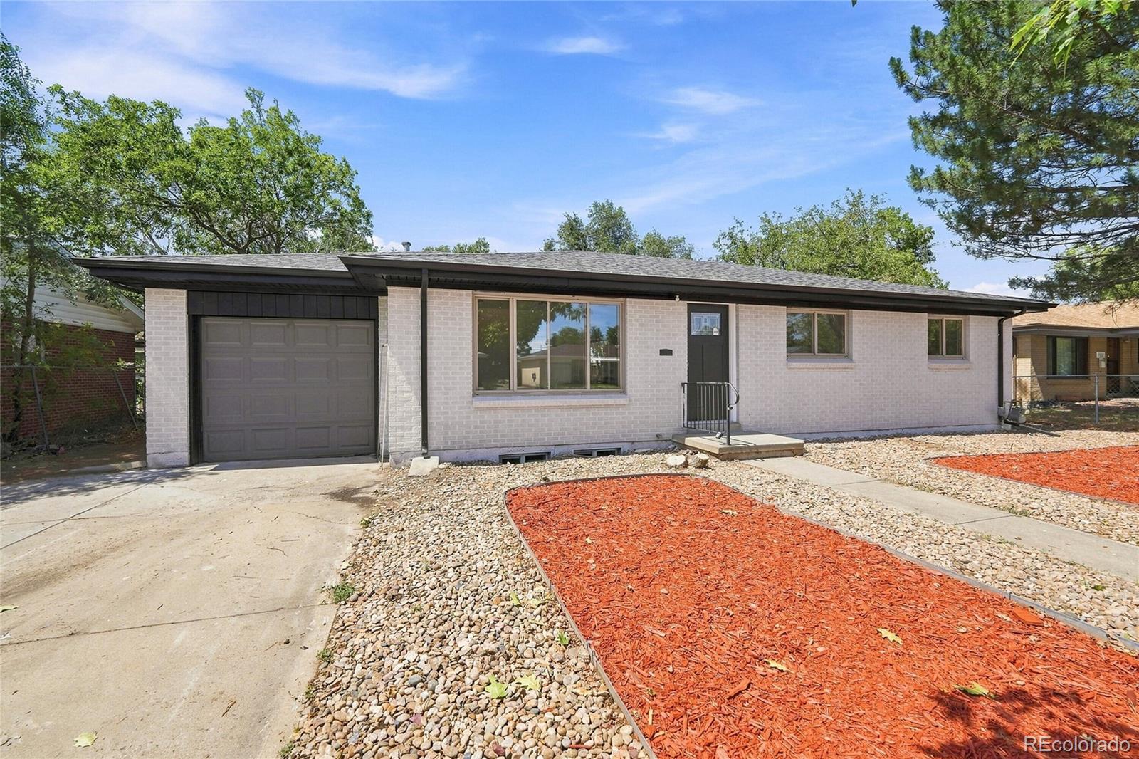 3113 Worchester St, Aurora, CO 80011