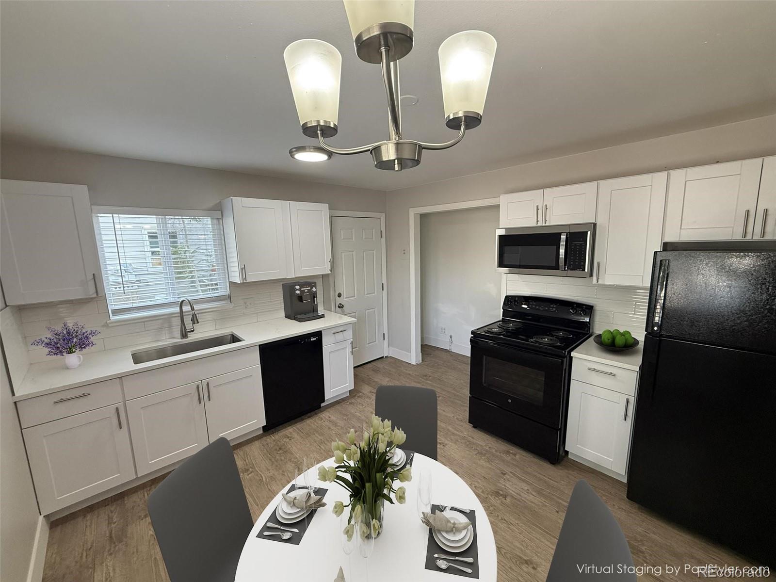 940 Moline St, Aurora, CO 80010
