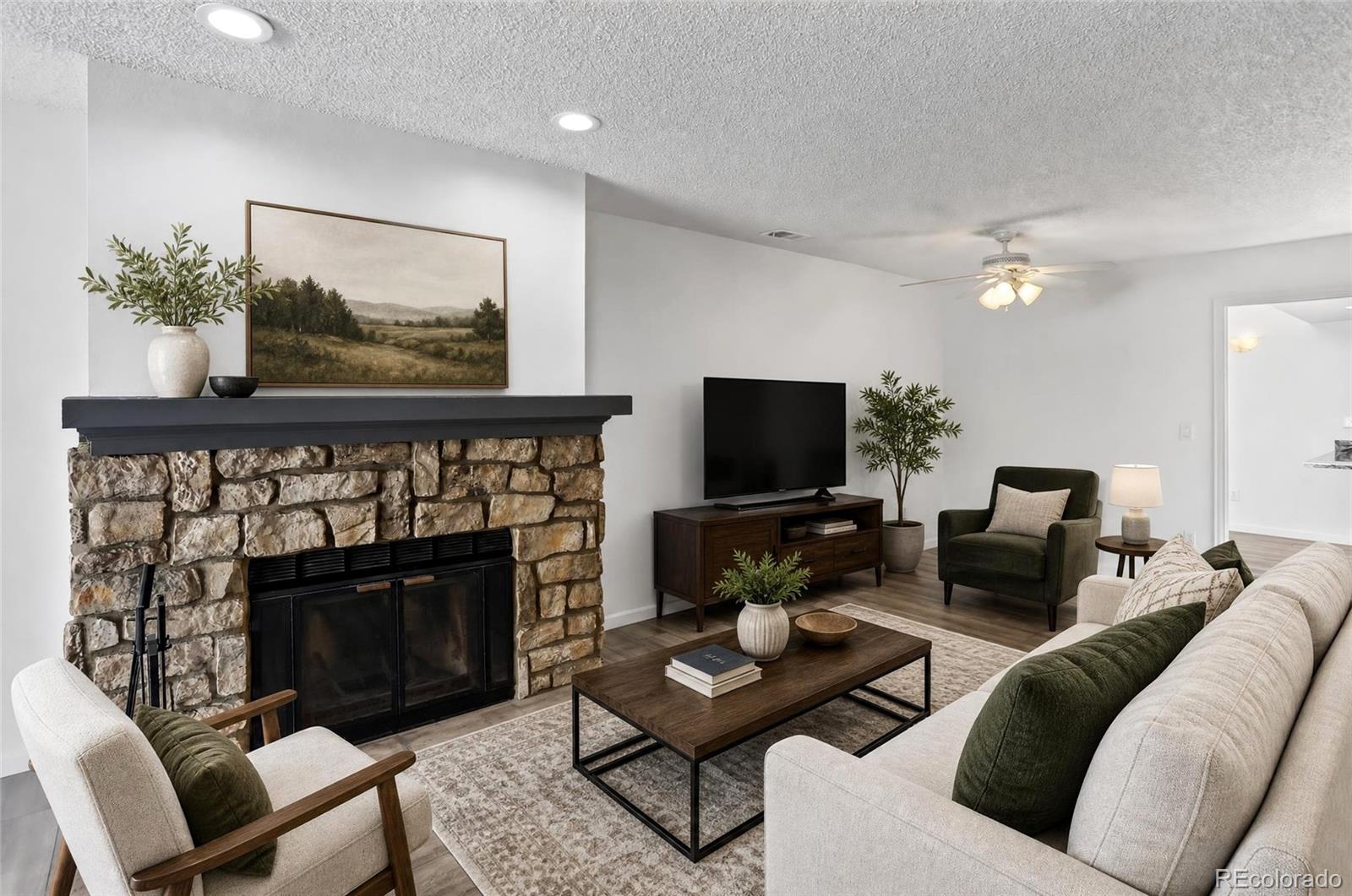 15451 E Wyoming Dr #F, Aurora, CO 80017