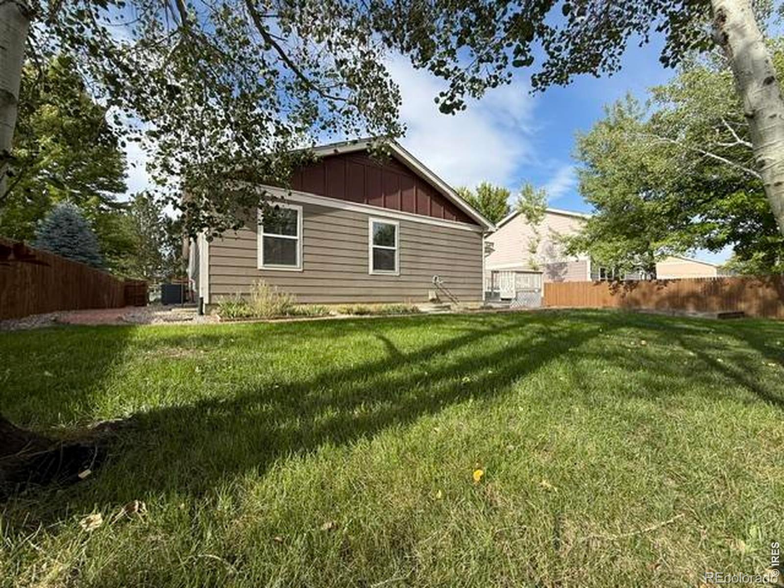 827 Province Rd, Fort Collins, CO 80525