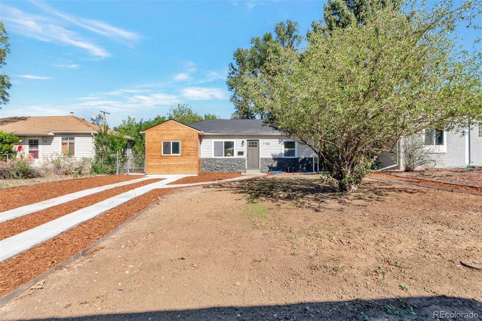 1780 Nome St, Aurora, CO 80010